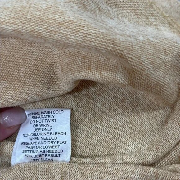 Sweet Romeo Star Knit Slouch Dolman Sweater - Picture 9 of 11